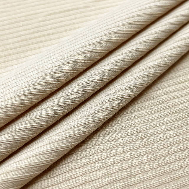 Tissu côtelé