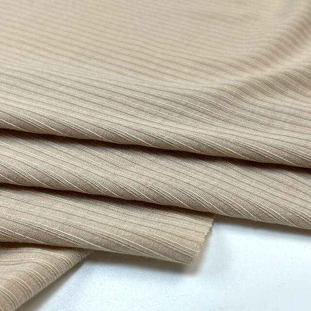 Tissu côtelé